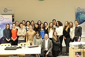 Over 20 French IT students visited the Budapest Co-Location Centre