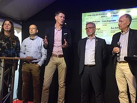 Från vänster till höger: Åsa Schwarz (Knowit Secure AB), Daniel Akenine (Microsoft Sweden), Erik Zingmark (Nordea Bank), Göran Olofsson (EIT Digital) and Lars Wiigh (IBM Nordic).